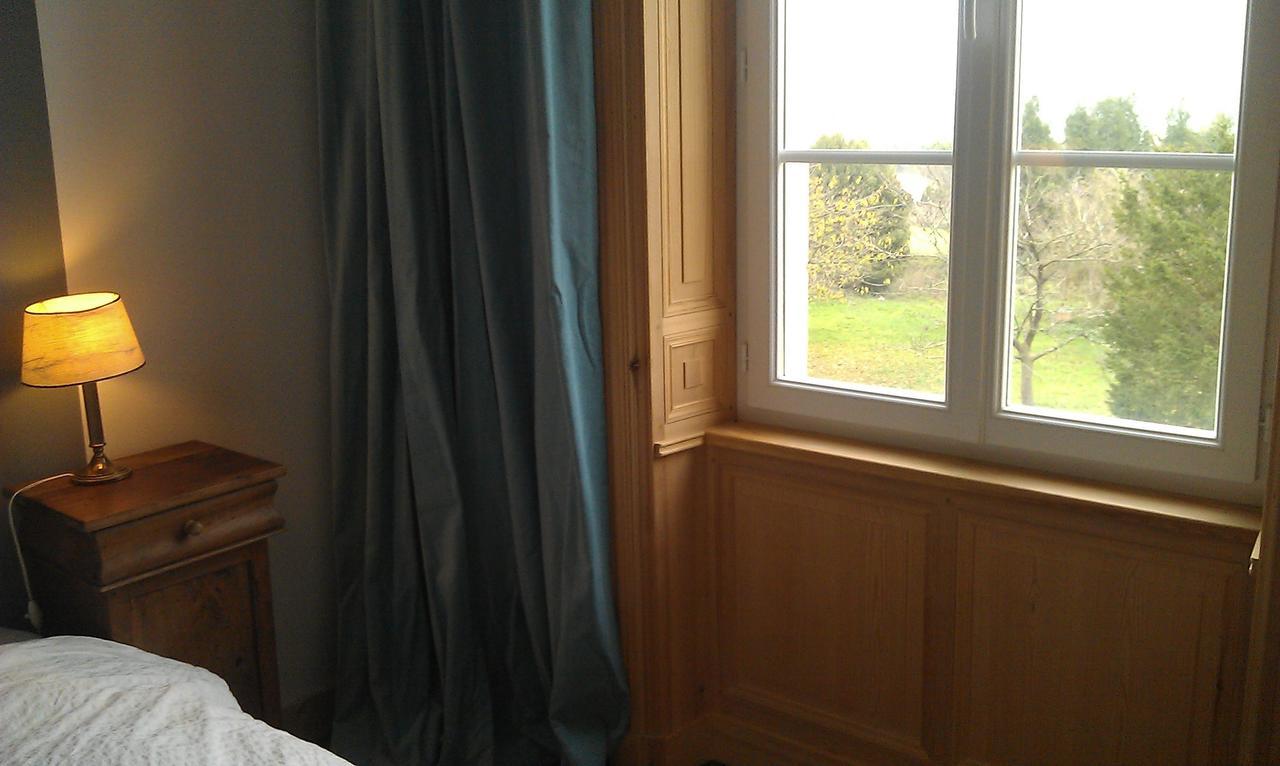 Mareuil  Le Dojo Du Plessis B&B 객실 사진