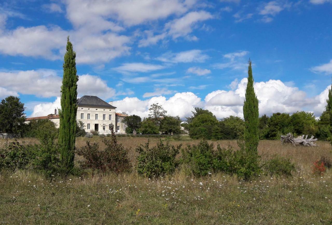 Mareuil  Le Dojo Du Plessis B&B 외부 사진